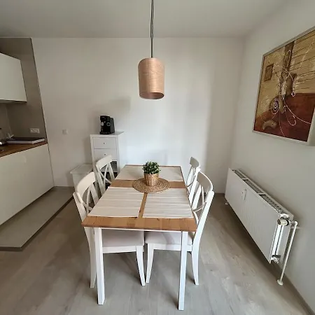 Modernes Innenstadt Apartmán *